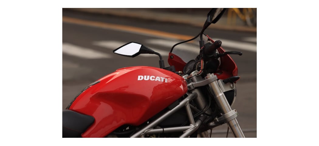 Rodzaje filtrów w motocyklu i ich przeznaczenie.