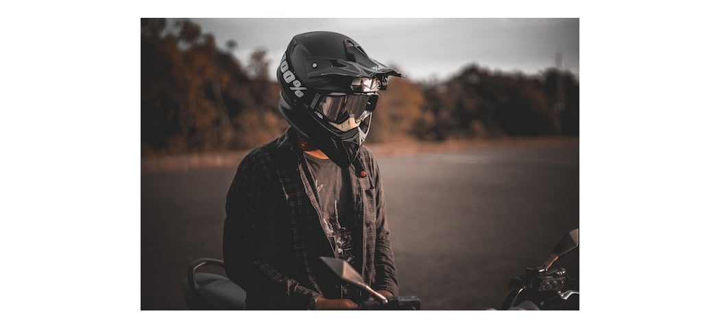 Kask motocyklowy - jak wybrać rodzaj i rozmiar kasku, który będzie bezpieczny?