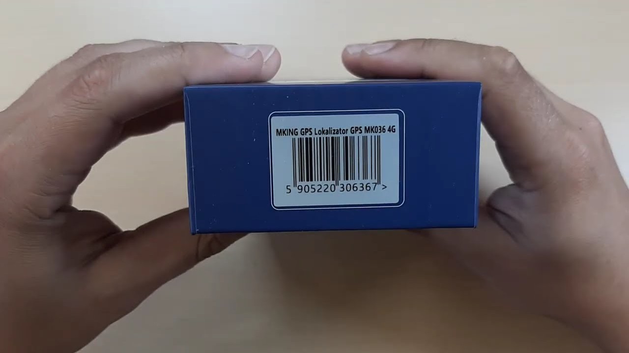 Lokalizator GPS ukryty w ładowarce z podsłuchem - bez abonamentu MK036